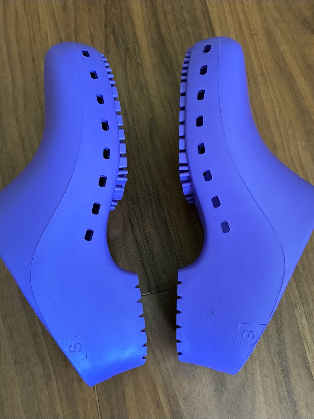 Calzuro Purple Professional Clogs Women’s 7–8